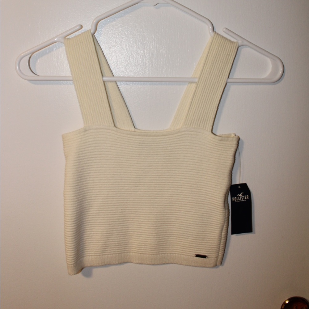 Cropped sweater tank